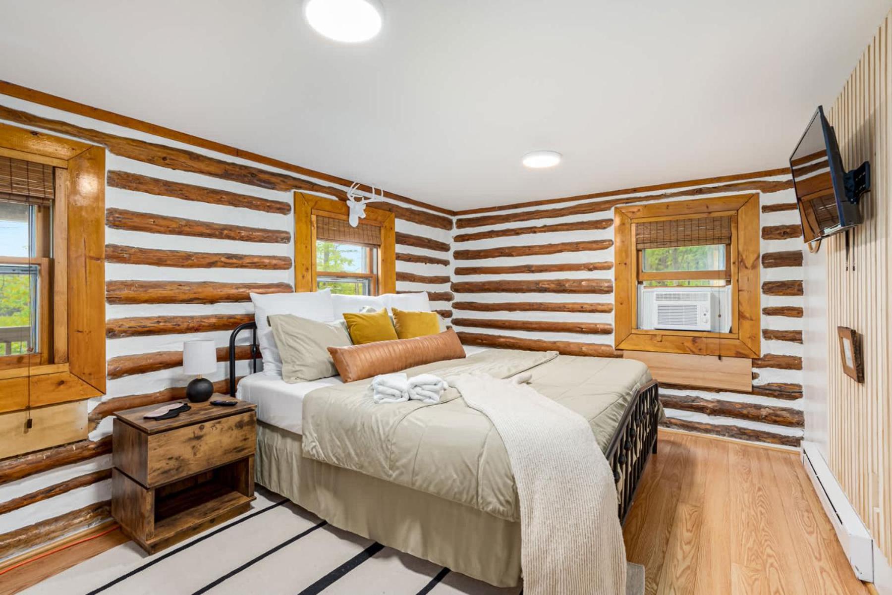 Modernized Log Cabin W Hot Tub Fire Pit & Views Berkeley Springs Dış mekan fotoğraf