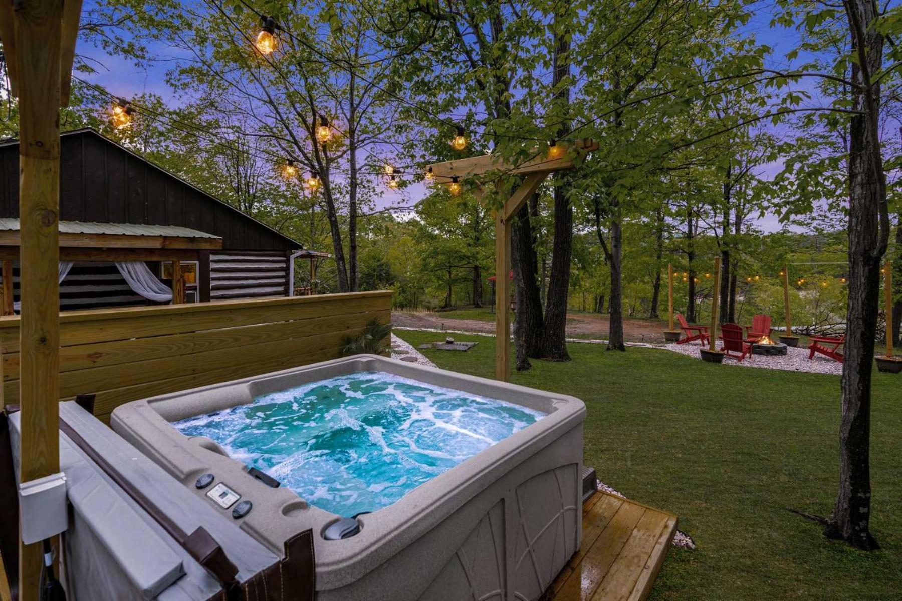 Modernized Log Cabin W Hot Tub Fire Pit & Views Berkeley Springs Dış mekan fotoğraf
